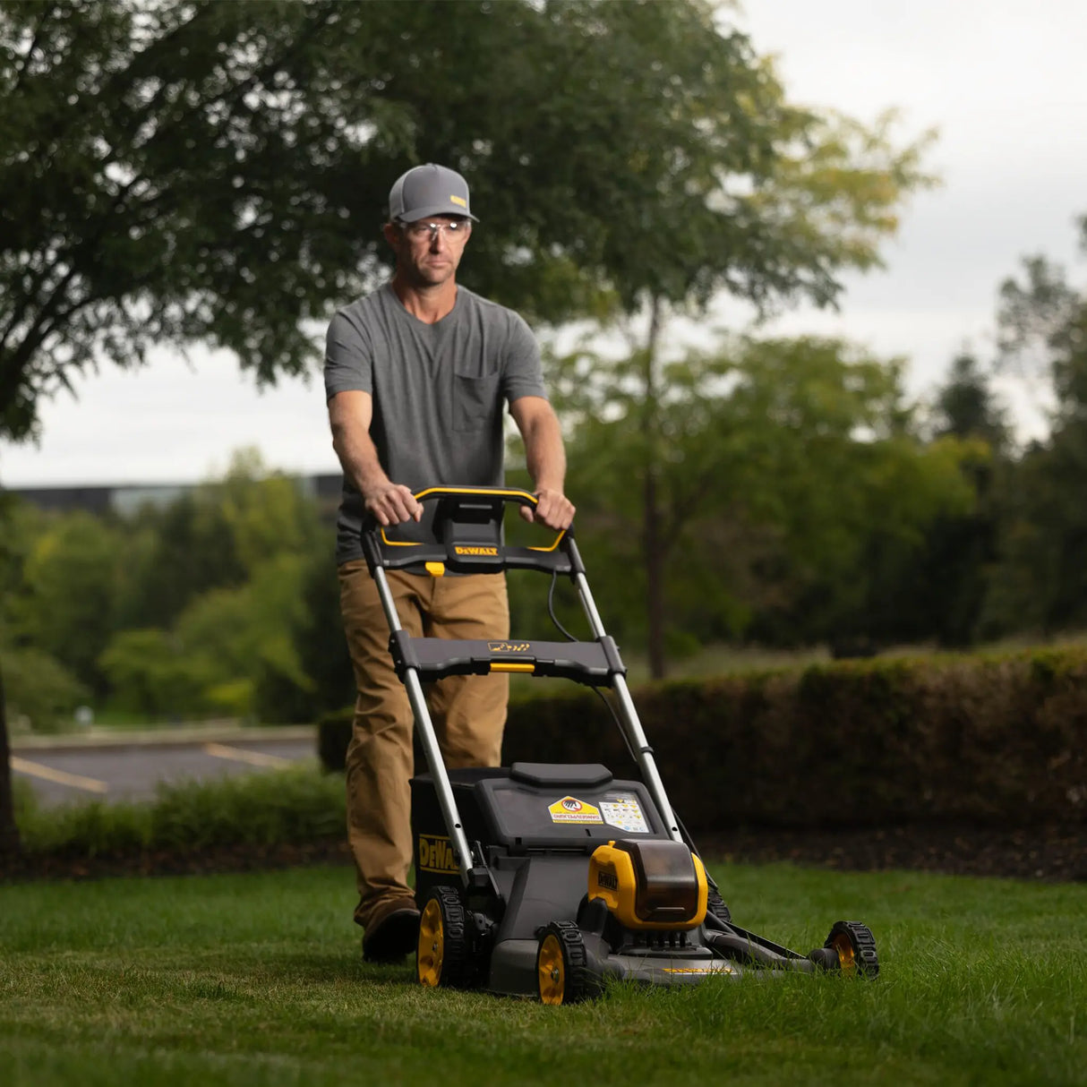 Tondeuse à gazon manuelle Dewalt DCMWP500N-XJ 54V