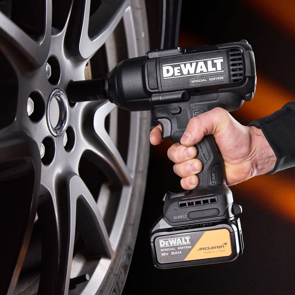 clé à chocs Dewalt Batterie McLaren DCF99MP2T-QW 18V 5Ah