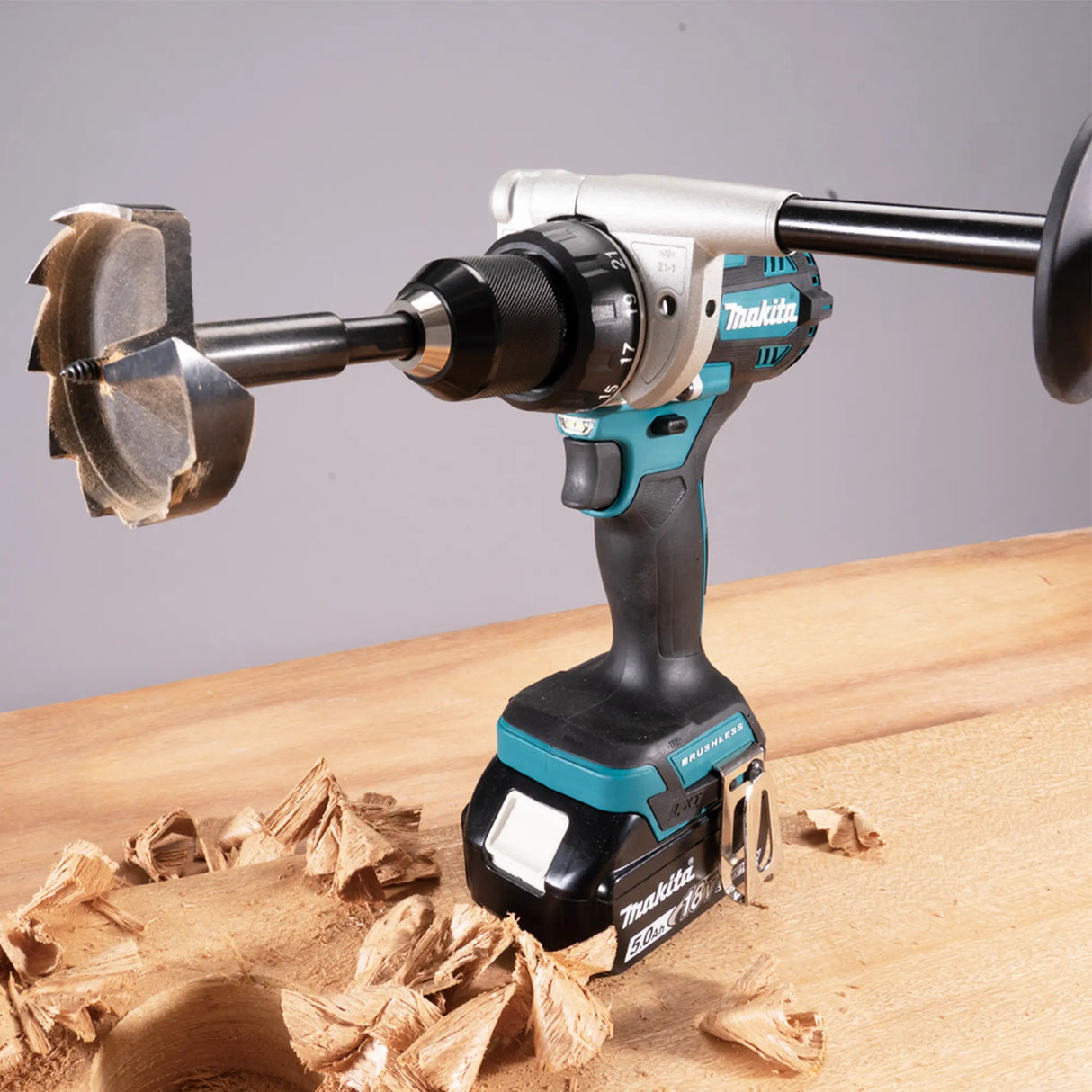 Perceuse-visseuse Makita Batterie DHP492RTJ 18V 5Ah