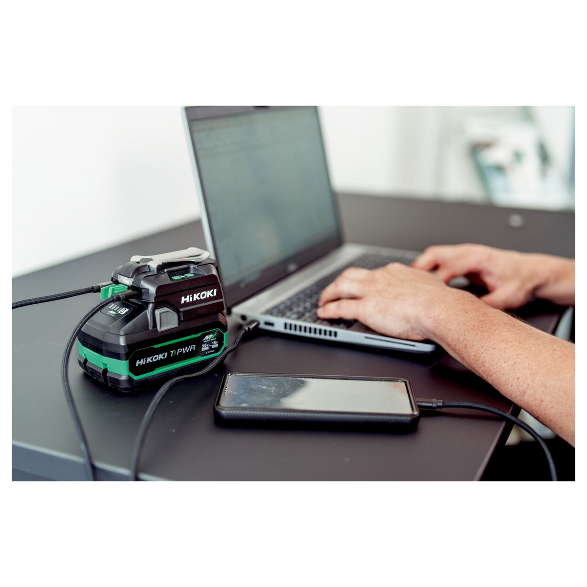 UC18DAW4Z - Adaptateur et chargeur USB 18 V HiKOKI UC18DAW4Z - Image 5