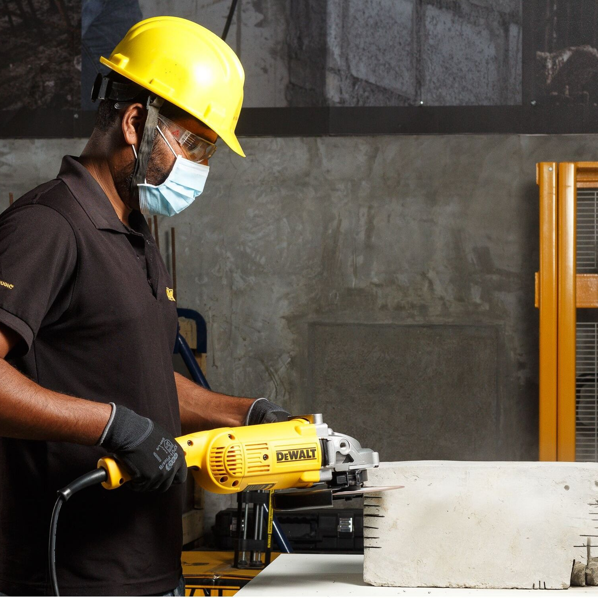 DWE492-QS - Broyeur Dewalt DWE492-QS 230 mm 2200 W - Image 6