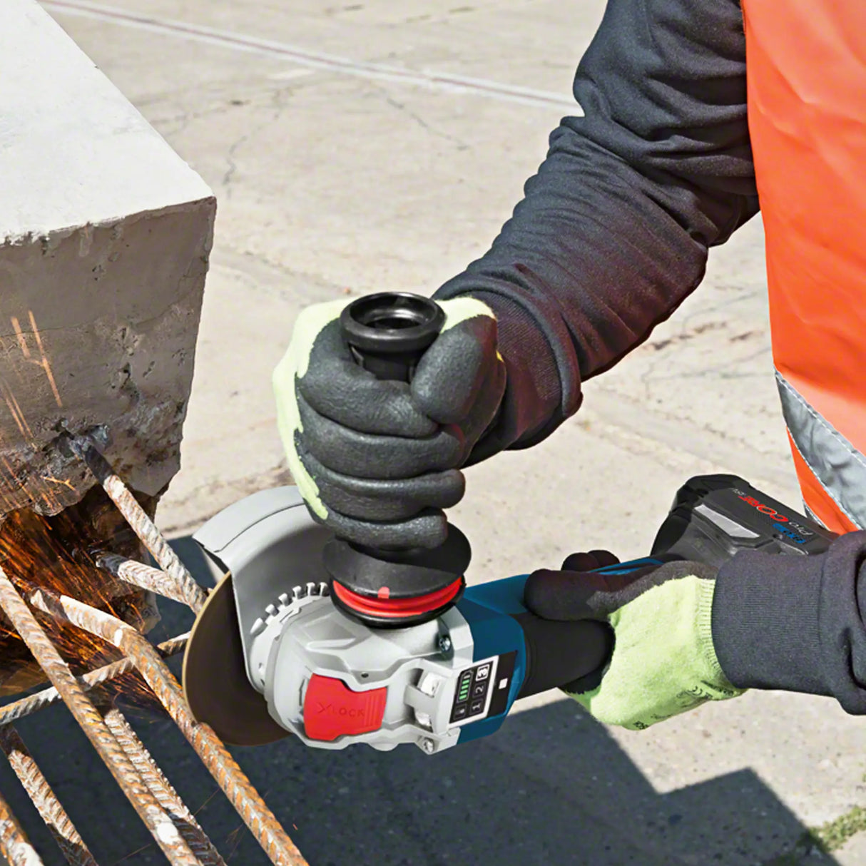 Smerigliatrice Bosch GWX 18V-10 SC