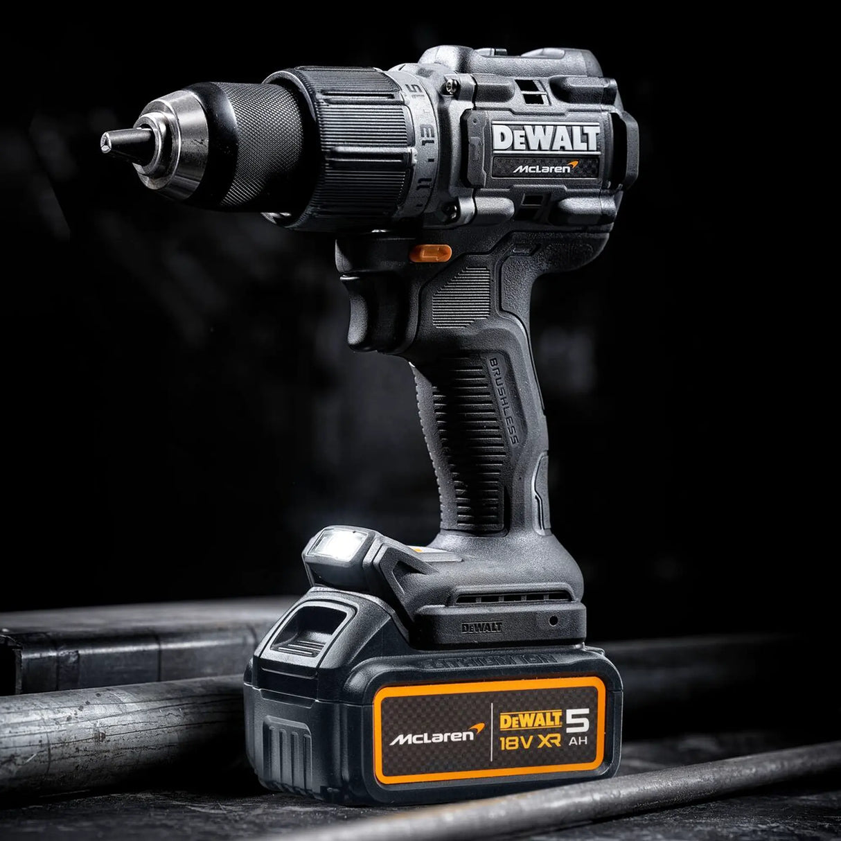 Trapano avvitatore Dewalt McLaren DCD85MP2T-QW 18V 5Ah