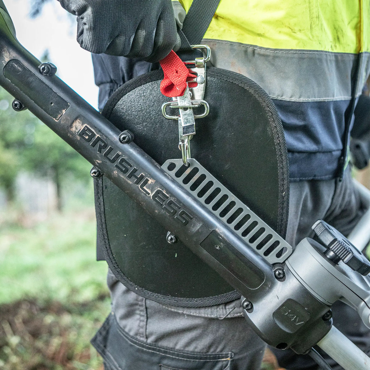 débroussailleuse Dewalt DCMBC823N-XJ 54V