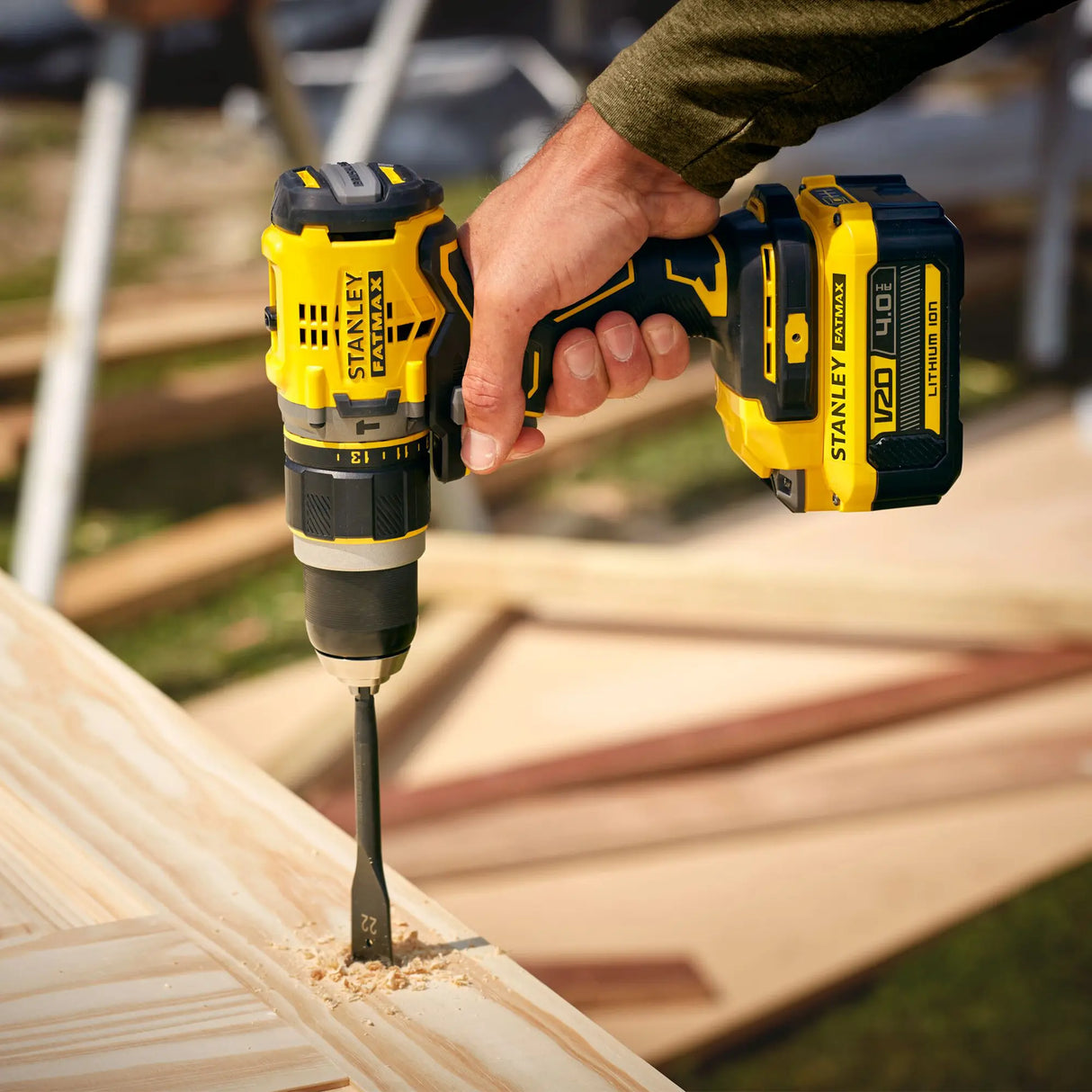 Trapano a percussione Stanley SFMCD721M2K 18V 4Ah