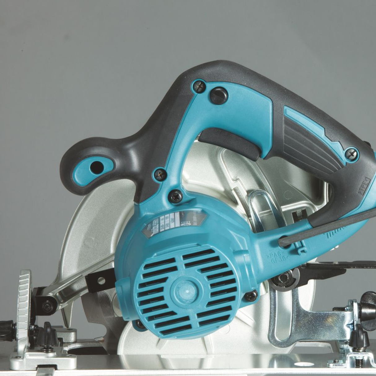 HS6601J - Scie circulaire Makita HS6601J 1050W - Image 2
