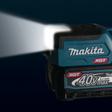 ML011G01 - Lampe torche LED Makita ML011G01 avec sortie USB XGT 40 V - Image 15