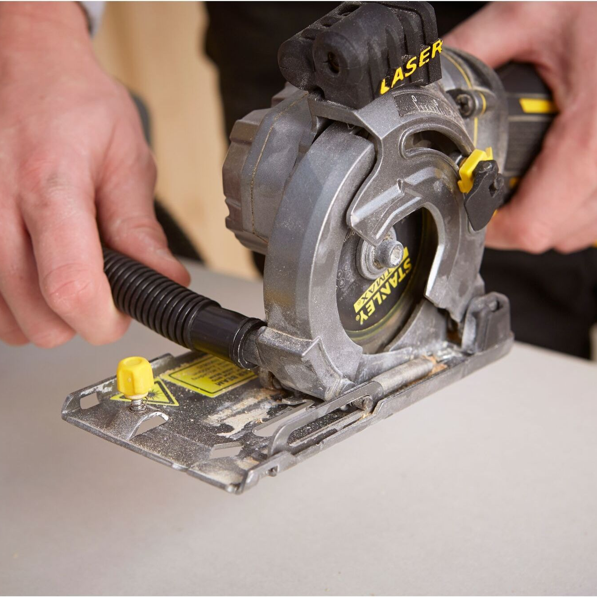 FME380K-QS - Mini scie circulaire Stanley FatMax FME380K 650W - Image 5