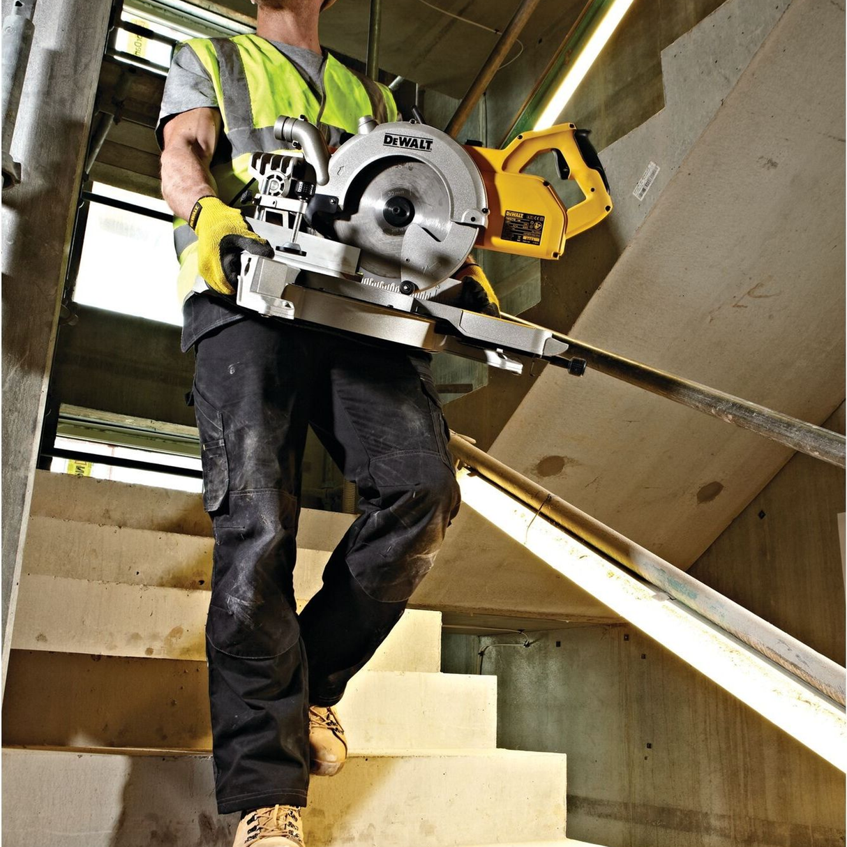 Troncatrice Dewalt DWS778-QS 1850W